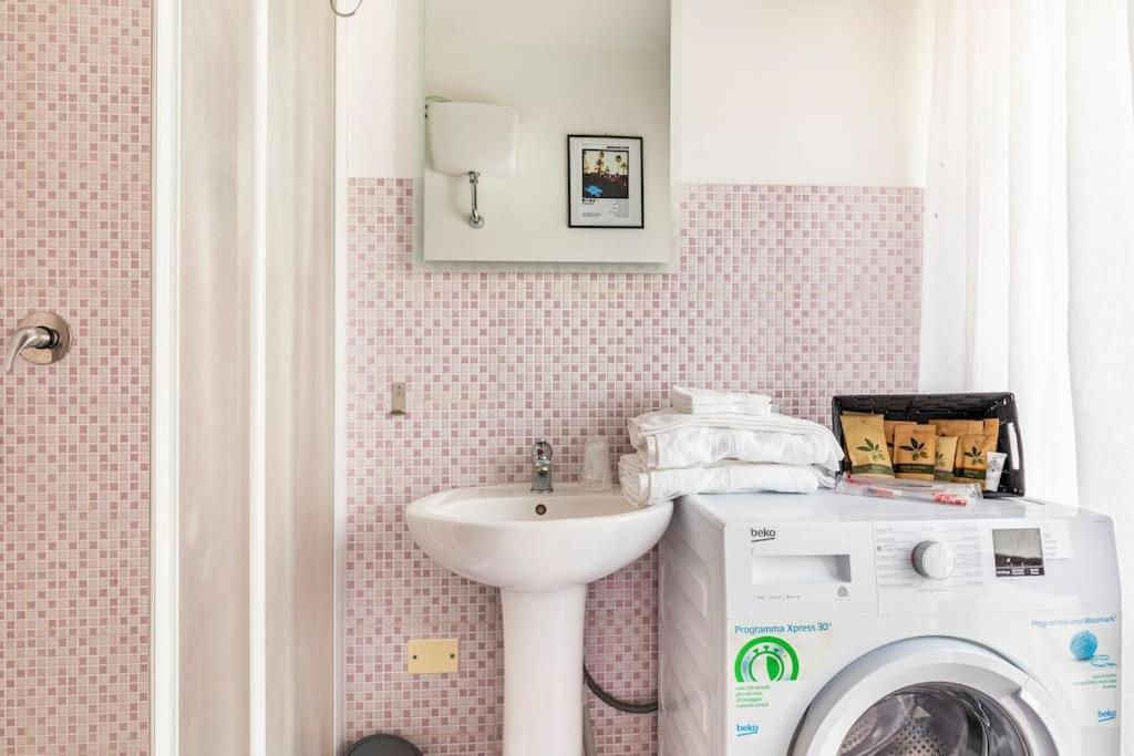 Casa Etruschi - Appartamento Con Posto Auto Ливорно Экстерьер фото